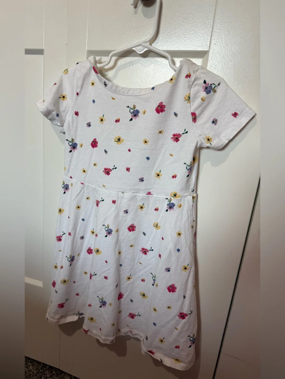 GAP White Short-Sleeve Floral Cotton Dress with Pink, Yellow & Blue Flowers